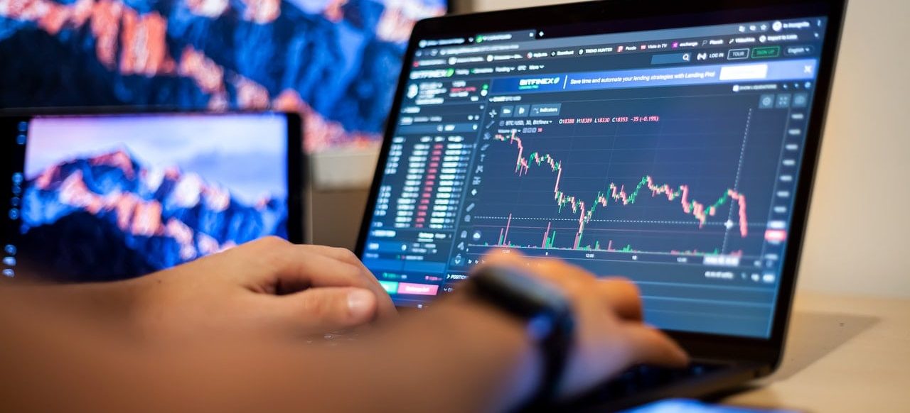 trading-candlesticks-e1624791584494